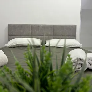  Apartment Center, Selvia White Albanien