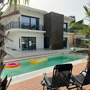 Hotel Hela